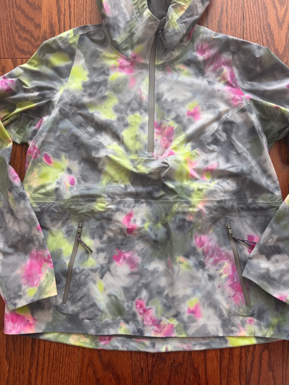 Lululemon Stretch Waterproof Hiking Half Zip Pullover Jacket Hyper Dye Multi 6! - Picture 6 of 10